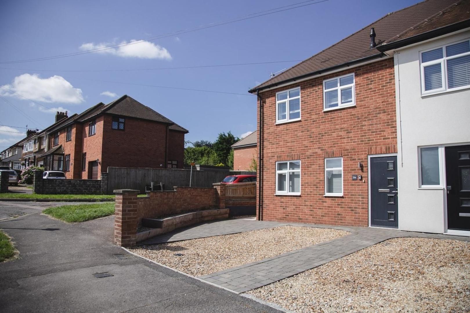 New 2Bd Pontac Flat In The Heart Of Didcot Villa Bagian luar foto