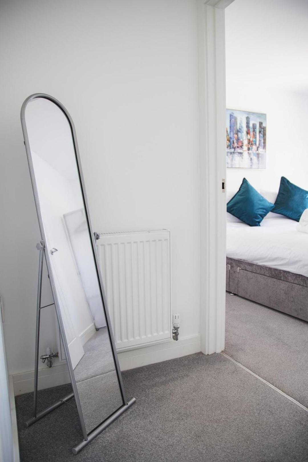 New 2Bd Pontac Flat In The Heart Of Didcot Villa Bagian luar foto